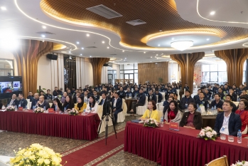 TẬP ĐOÀN VITTO HOÀN MỸ TỔ CHỨC HỘI NGHỊ ĐẠI BIỂU NGƯỜI LAO ĐỘNG VÀ TIỆC TẤT NIÊN MỪNG XUÂN GIÁP THÌN 2024 TẬP ĐOÀN VITTO HOÀN MỸ TỔ CHỨC HỘI NGHỊ ĐẠI BIỂU NGƯỜI LAO ĐỘNG VÀ TIỆC TẤT NIÊN MỪNG XUÂN GIÁP THÌN 2024